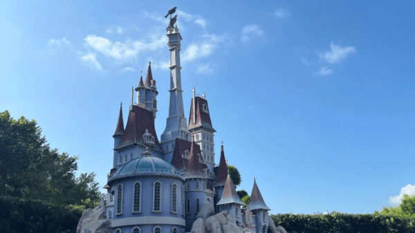 2-Day Hong Kong Disneyland Itinerary Fairy tale forest