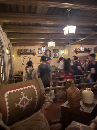 Frozen Ever After queue