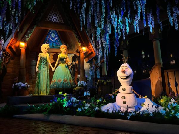 Hong Kong Disneyland for Adults fea