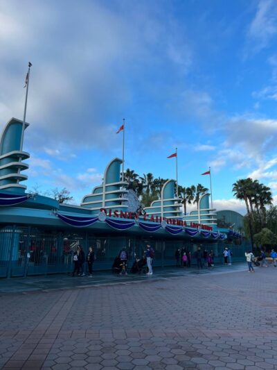 disney california adventure ride ranking entrance