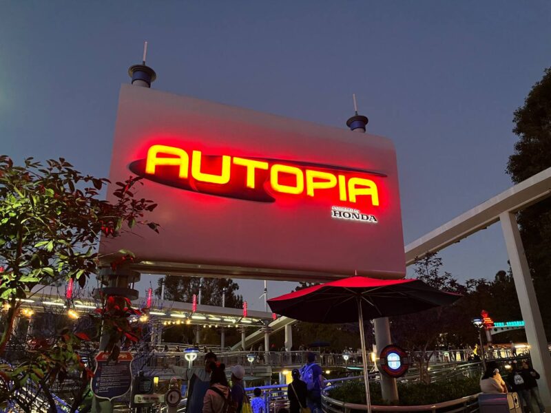 Disneyland ride ranking autopia