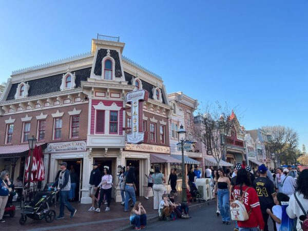 Disneyland and California Adventure 1-Day main street