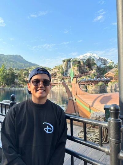 Best Times to Visit Hong Kong Disneyland my pic