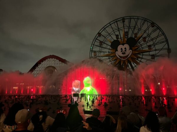  World of Color Happiness muppets