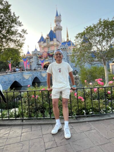 Mobile Order at Disneyland me