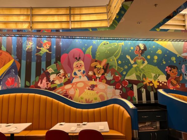 Disney's Hollywood Hotel mural