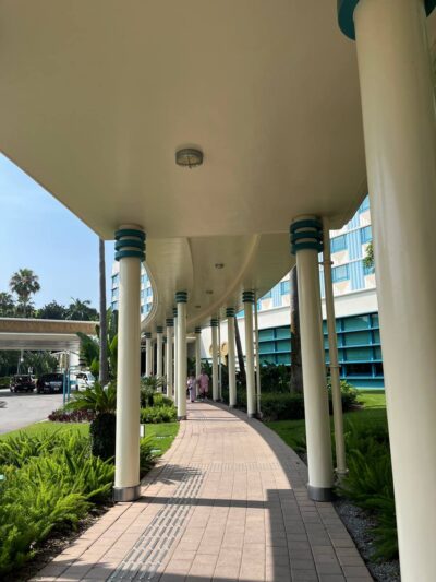 Disney's Hollywood Hotel shuttle