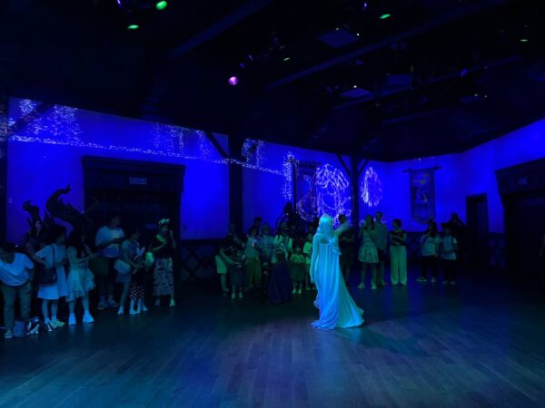 Playhouse in the Woods walk