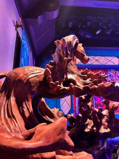 Hong Kong Disneyland Shows sculpture