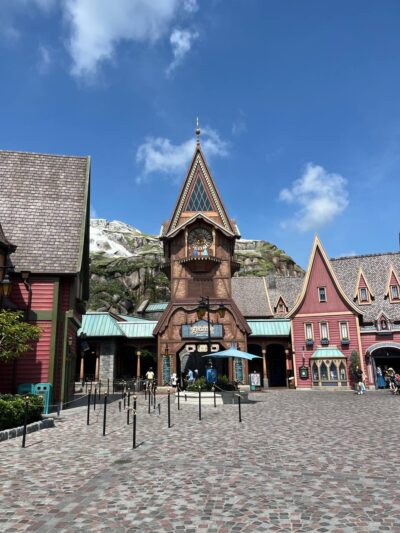 World of Frozen tick tock toys