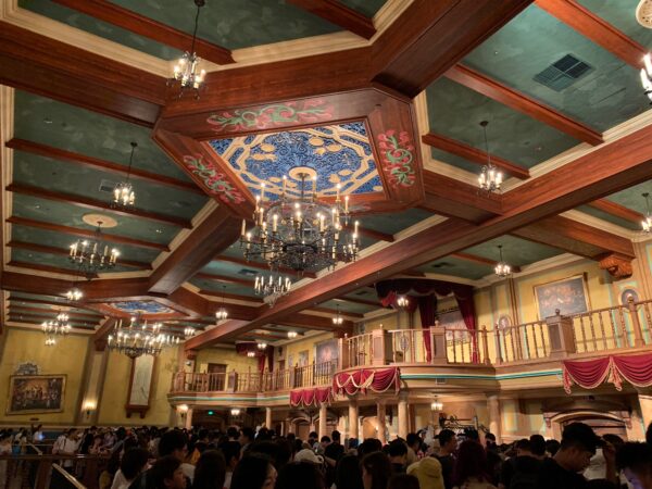 Best Times to Visit Shanghai Disneyland pirates show