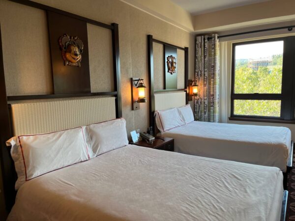 Disney Explorers Lodge beds