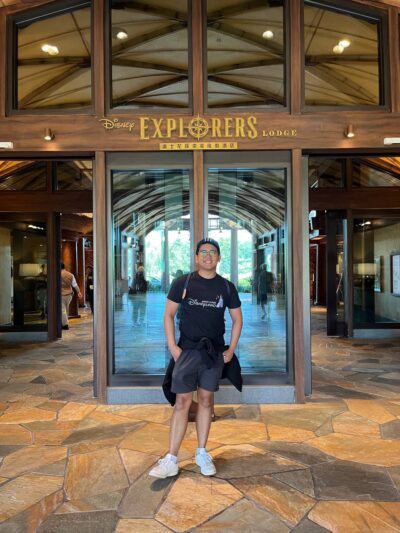 Disney Explorers Lodge me