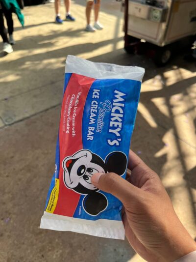 Disneyland Snacks Mickey ice cream