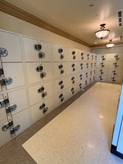 Hong Kong Disneyland Luggage Storage lockers