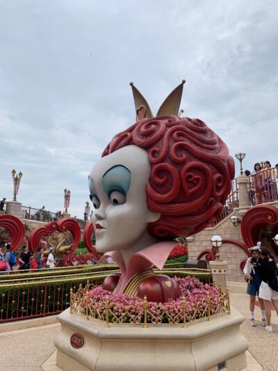 Shanghai Disneyland Tickets queen