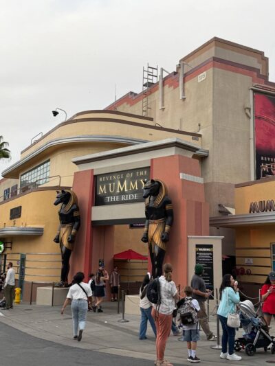 Universal Studios Hollywood Rides mummy