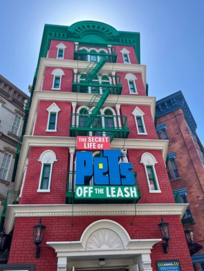 Universal Studios Hollywood Rides pets