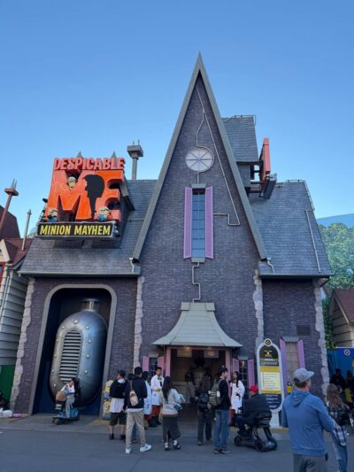 Universal Studios Hollywood Attractions minions