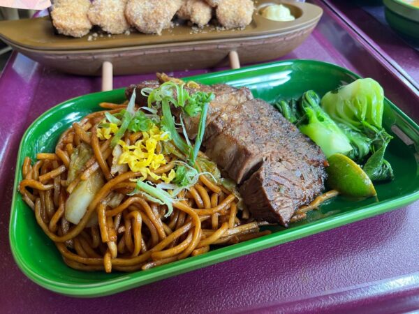 Best Food at Hong Kong Disneyland mee goreng