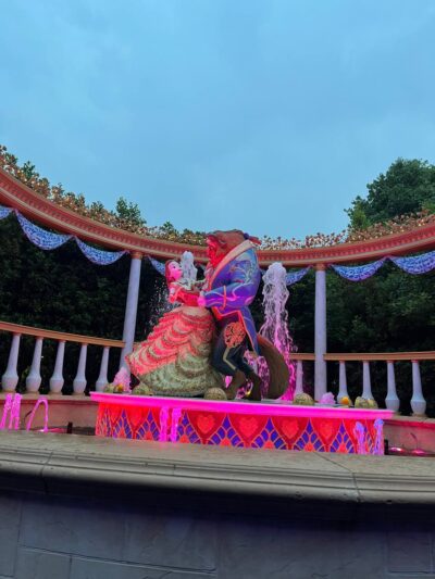 Shanghai Disneyland rides crystal beauty