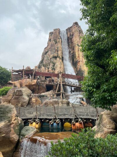 Shanghai Disneyland rides roaring mountain