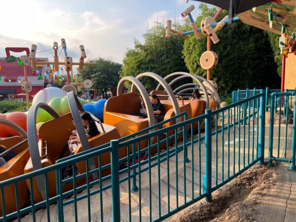 Shanghai Disneyland rides slinky ride vehicle