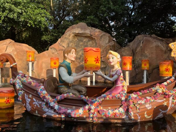 Shanghai Disneyland rides tangled