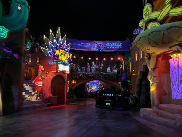 Zootopia land sahara square