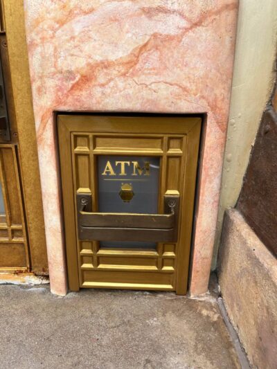 Zootopia land small door