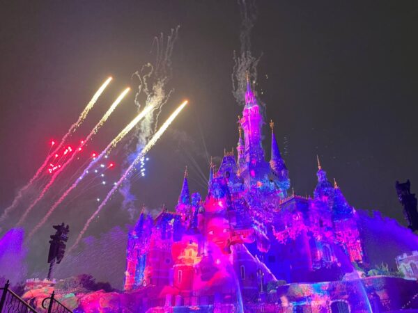 Shanghai Disneyland Attractions and Entertainment fireworks