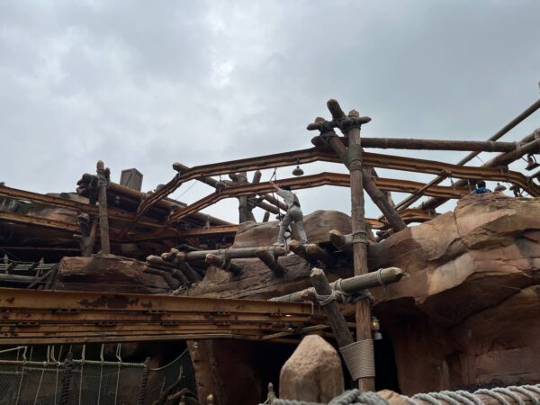 Shanghai Disneyland Attractions and Entertainment trails