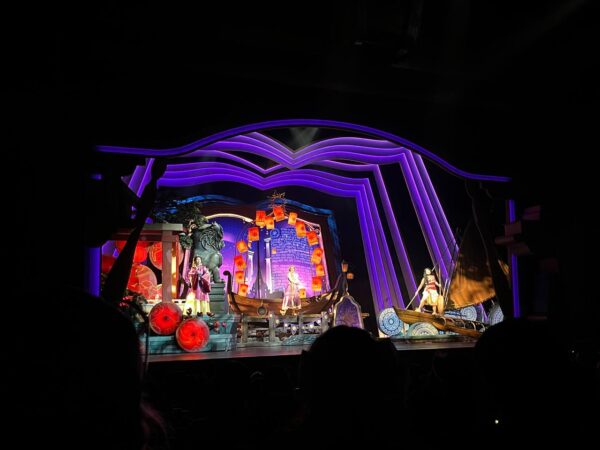 Shanghai Disneyland Attractions and Entertainment three princesses