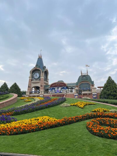 1-Day Shanghai Disneyland Itinerary entrance