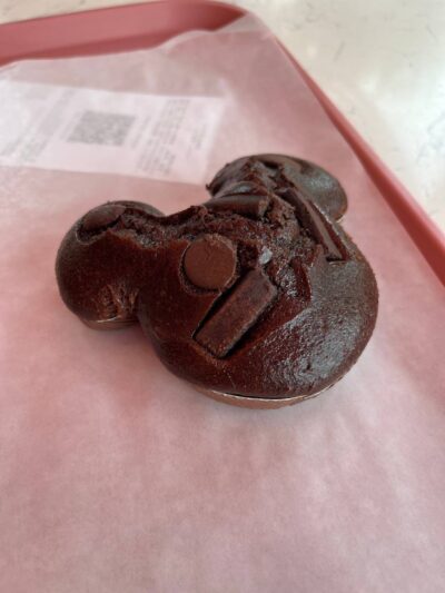 Shanghai DIsneyland Snacks pastry