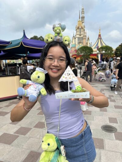 Duffy and Friends at Hong Kong Disneyland olumel